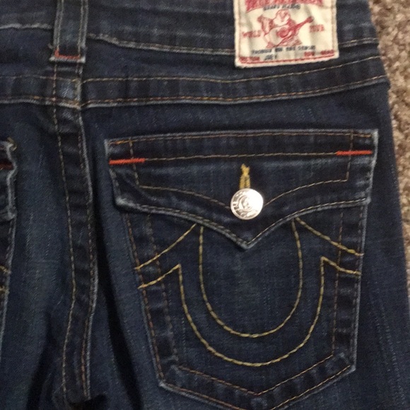 Slightly worn True Religion Boot cut Jeans size 30 - Picture 3 of 5